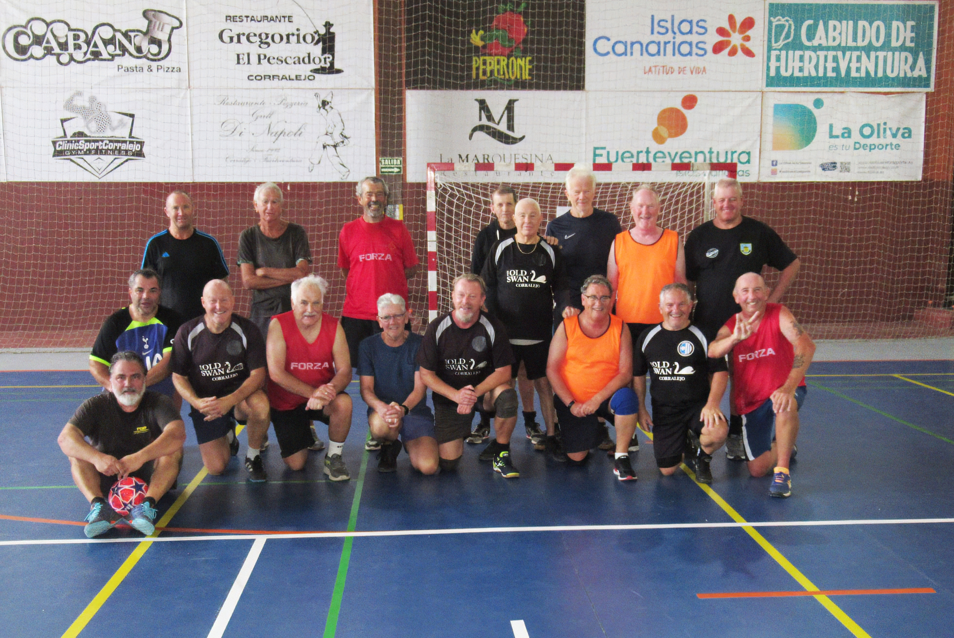 Team Picture on Pitch