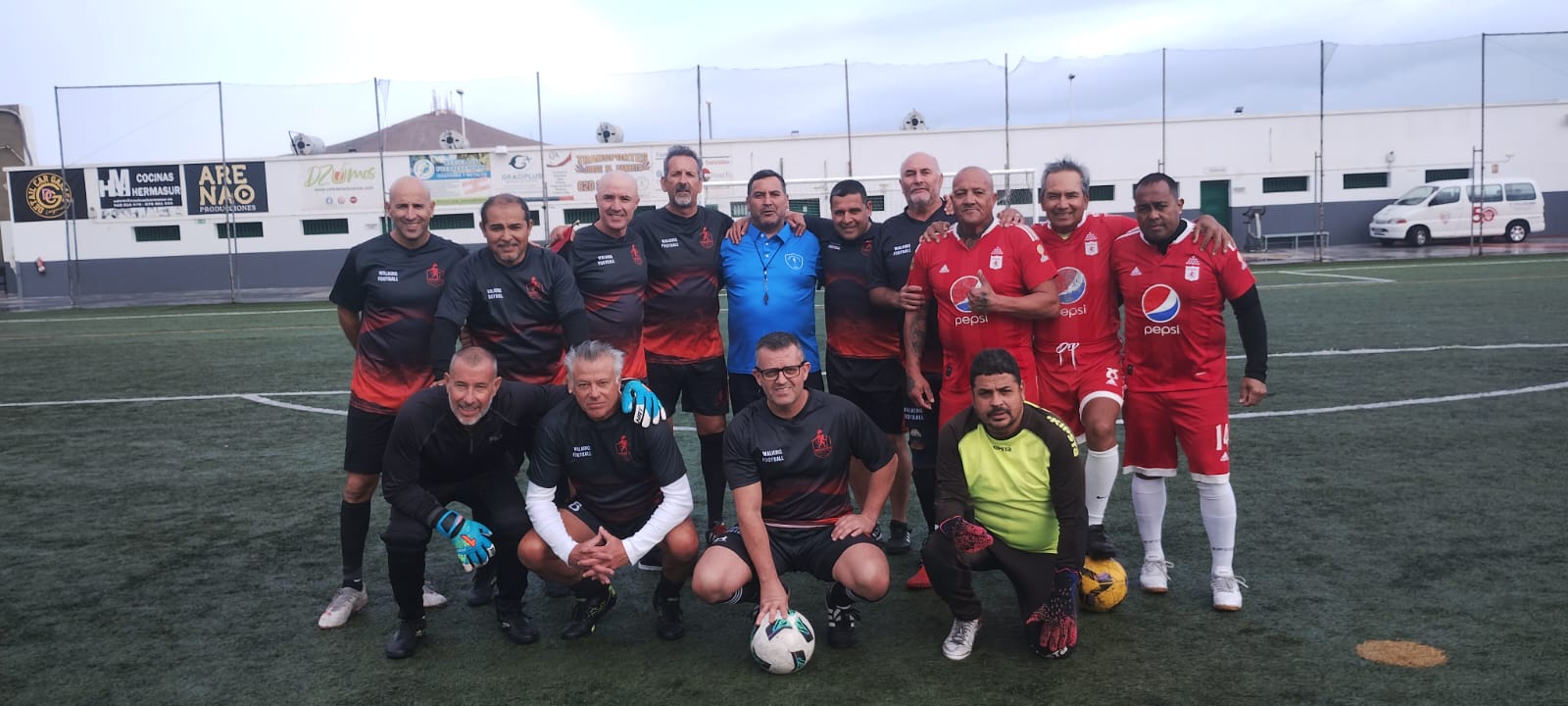 Team Picture on Pitch